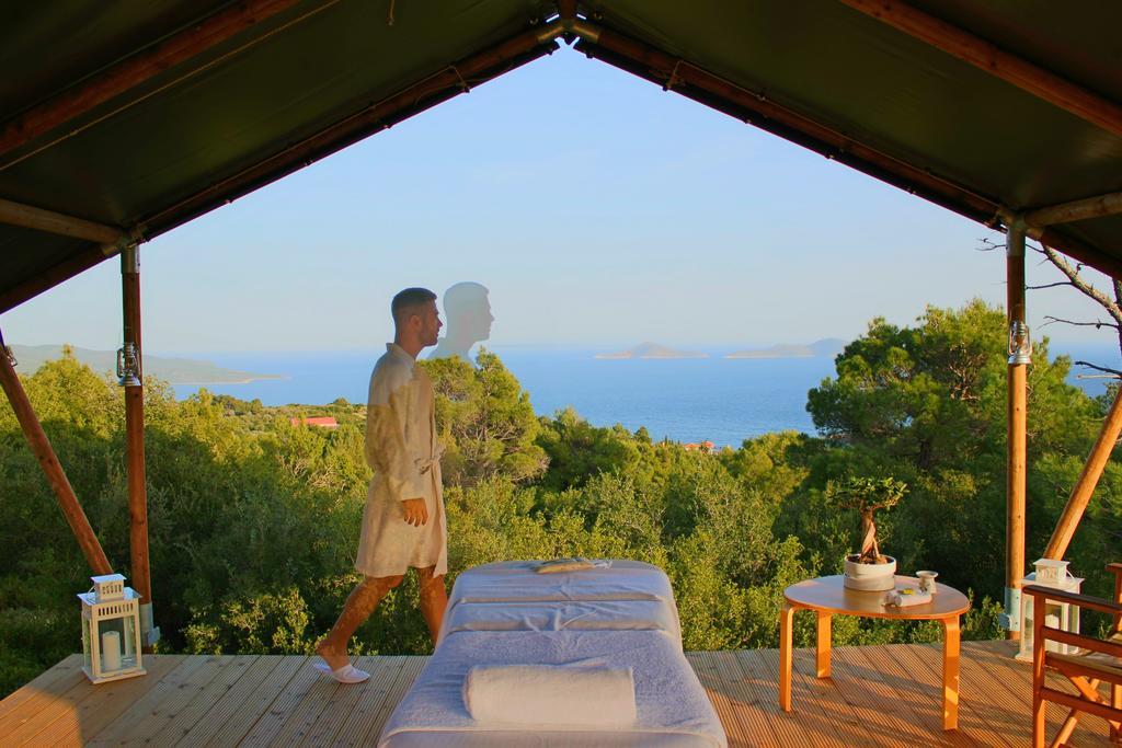 The Infinity 180 Luxury Suites Milia Eksteriør billede