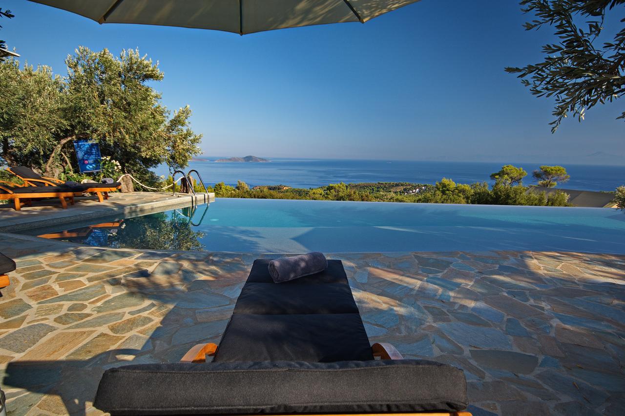 The Infinity 180 Luxury Suites Milia Eksteriør billede