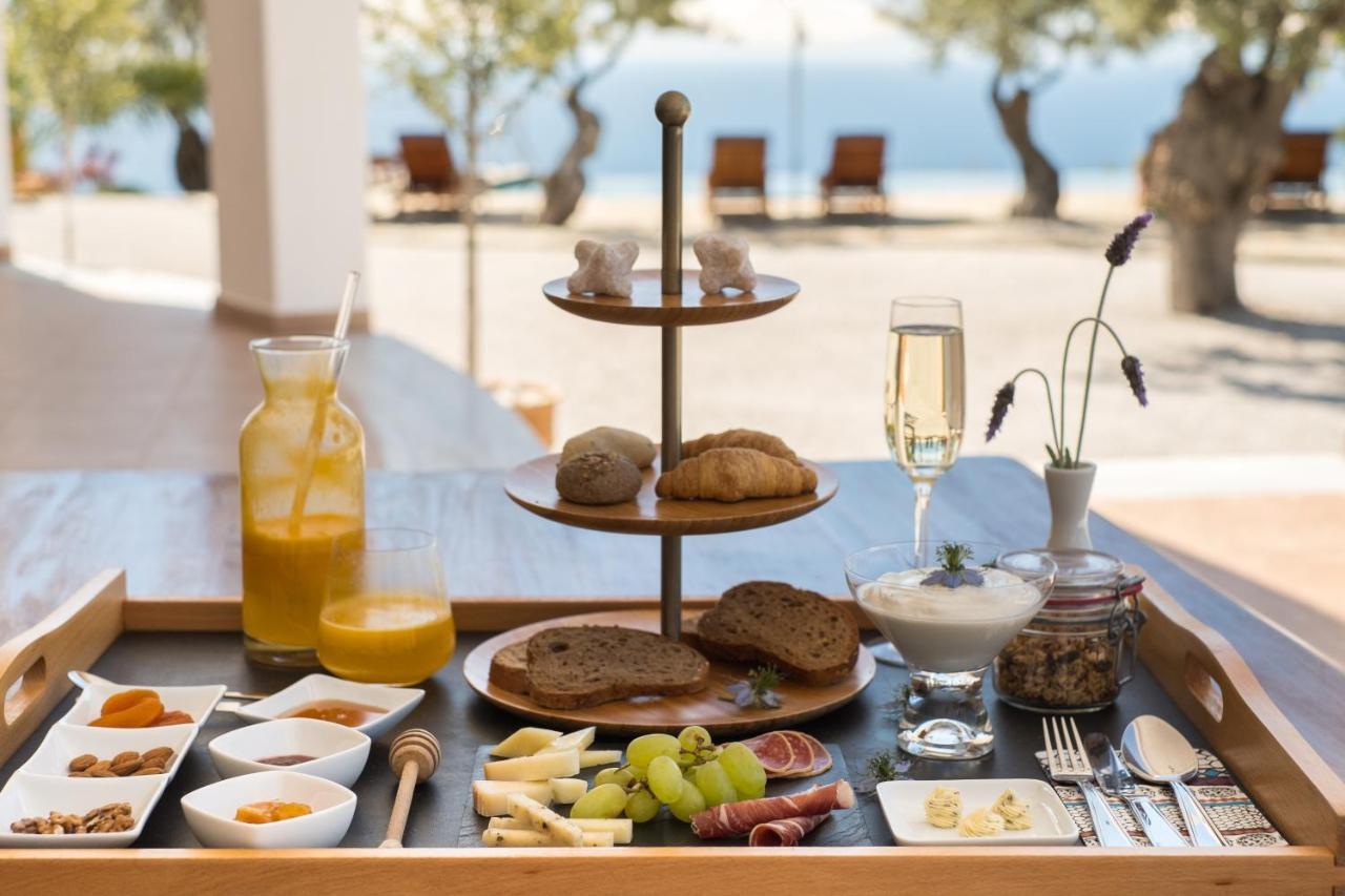 The Infinity 180 Luxury Suites Milia Eksteriør billede